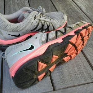 Nike womens shoes